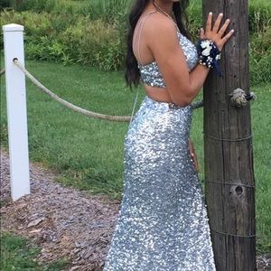 Sherri hill 2-piece size 6 prom dress! Worn once!